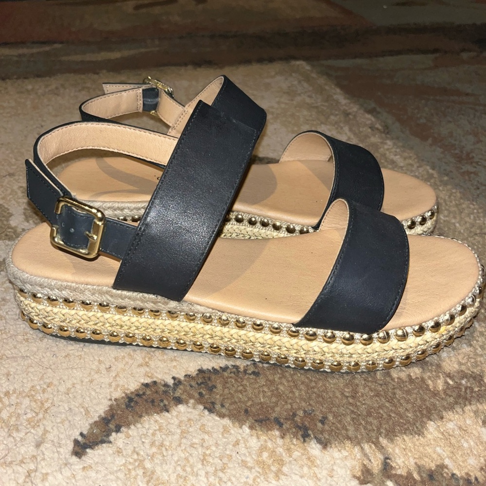 Seven dials sandals
